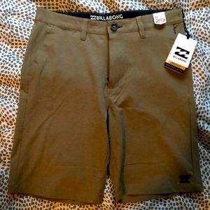 Billabong skate shorts
